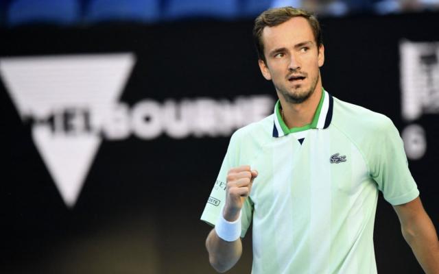 开云体育-梅总狂轰31记Ace复仇克耶高斯 赛后回怼现场球迷